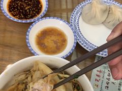 -笑来喜馄饨小笼工坊店(湖滨街店)
