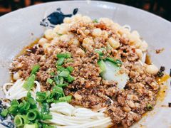 -丁丁猫重庆小面(徐州路店)