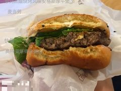 意式黑醋烧烤风味安格斯厚牛堡-麦当劳(成都时代奥特莱斯店)