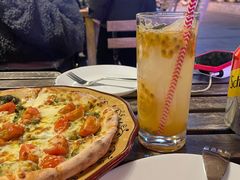 -Gather pizza