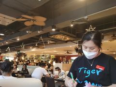 大堂-大头虾越式风味餐厅(光明广场店)