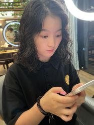 -藤野造型·烫发染发