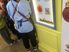 -85度C(生甜甜圈研究工坊·上海松江人民北路店)