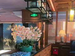 -八府香鸭·啫啫煲(华山路店)