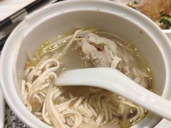 -梅龙镇酒家(南京西路总店)