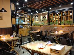 大堂-陈记农家挂炉烤肉(雁南一路店)