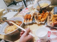 -魔都三兄弟酸辣粉·蘸卤炸串(虹桥万科店)