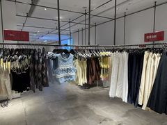 -URBAN REVIVO(佛山南海万达广场店)