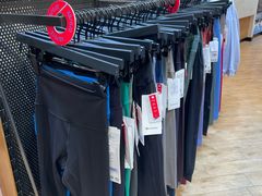 -lululemon(上海浦东IFC店)