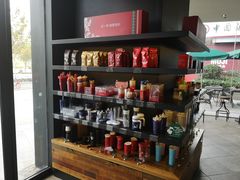 零售区-星巴克臻选(上海长风大悦城店)
