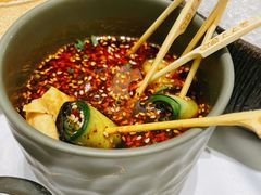 -红鼎豆捞·非遗鲍皇汤火锅(宝丰路店)