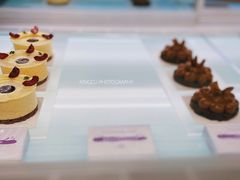 -潮一不贰·法式甜品·生日蛋糕·西式简餐(外滩店)