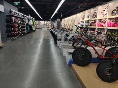 -迪卡侬(西三旗店)