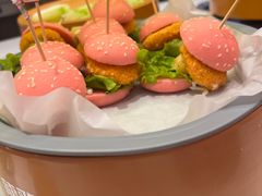 粉嘟嘟小汉堡-龍歌自助小火锅(崂山丽达店)