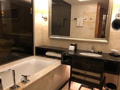 -广州天河希尔顿酒店