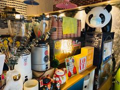 -熊猫一间店欧式奶茶铺