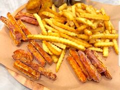 -必胜客(WOW中心城店)