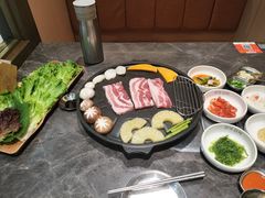 -彭妈家•韩国烤肉料理(张杨路店)