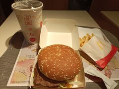 -麦当劳(松江店)