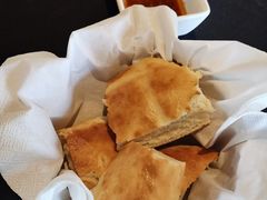 餐前面包-Efes Turkish & Mediterranean Cuisine 艾菲斯餐厅(陆家嘴店)