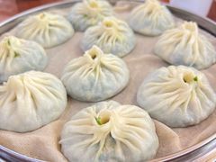 韭菜鸡蛋素小笼包-东京包子楼(政七街店)