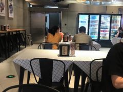 -盒马鲜生(财富中心店)