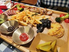 -雪熊哈尔滨烧烤·精酿啤酒·砂锅(中央胜境店)