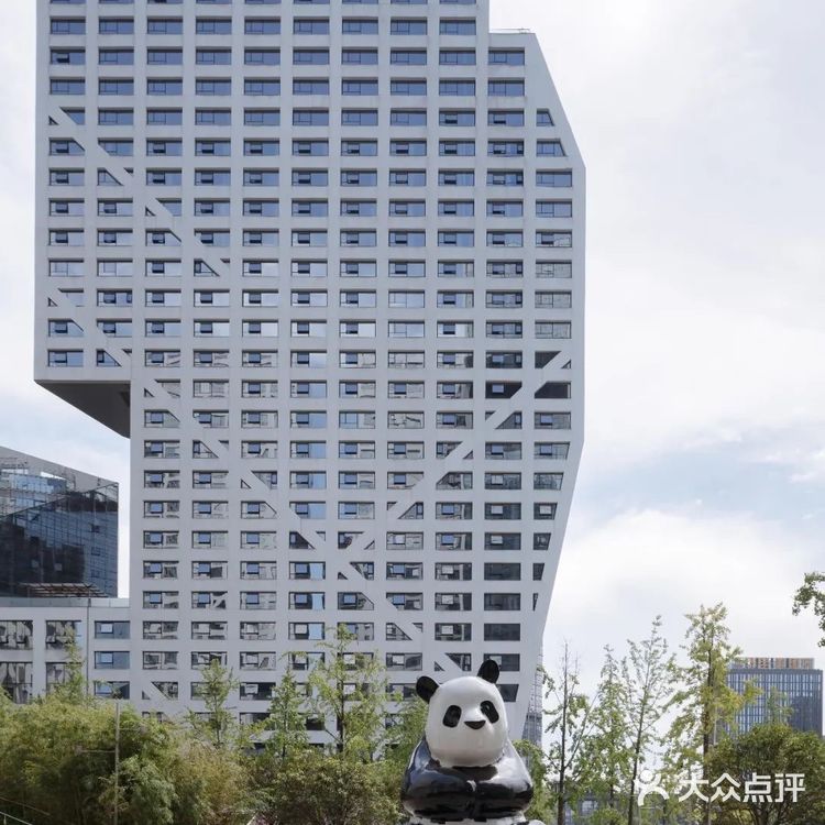 9年之后再看成都来福士广场，好的建筑应是怎样？