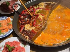 鸳鸯锅红汤配番茄锅-萍姐火锅·公路夜市(打浦桥日月光店)