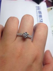 -威德钻石-克拉钻大本营(南京东路店)