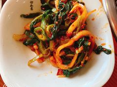 -牛信亭韩国料理·炭火烤肉(紫藤路店)
