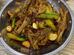 -江城燕子大排档(江汉路步行街店)