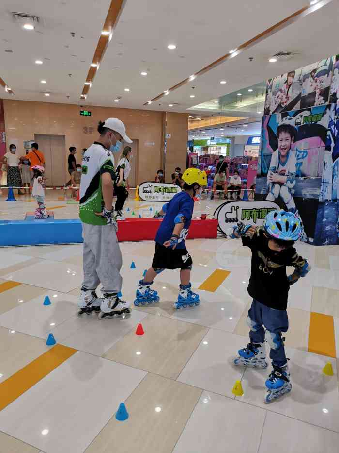 阿布溜溜(阿布溜溜少儿轮滑运动中心(怀柔))-"宝宝4岁,在伯乐学音乐