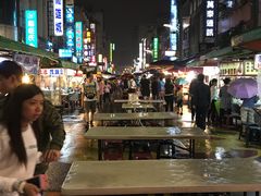 -六合夜市