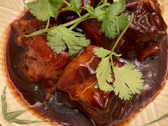 -山明水秀大饭店