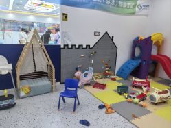 -熊小米专业儿童游泳馆