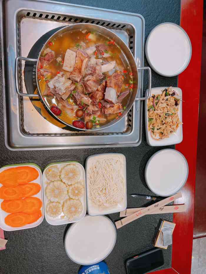 华先生牛排火锅(上江街店)-"[服务铃]服务:他家现在比较火,跟家人..."