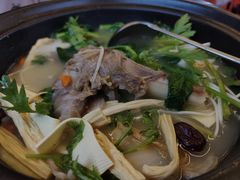 -江湖亮亮蒸虾大排档烤全羊清真(武汉总店)