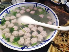 生汆丸子汤-关中道陕味艺术餐厅(西岳庙店)