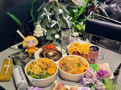 -W COLLECTIVE  DESSERT SHOP