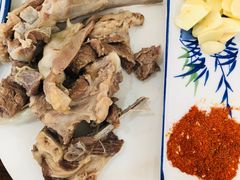手抓羊肉-壹阁胡羊焖饼(特色小吃街店)