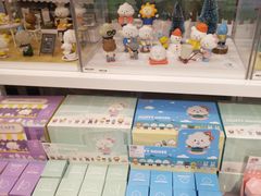 -泡泡玛特POPMART(蓝色港湾店)