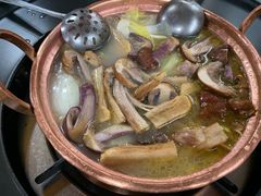 -银同牦牛肉火锅