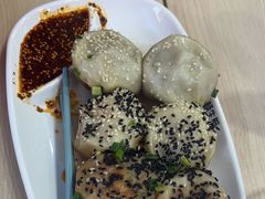 -小杨生煎(金山百联购物中心3楼店)