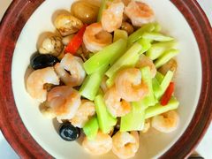 -香山湖家家宴(中山陵店)