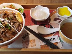 -桃花丼烧肉饭(凯丹商场店)