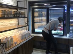 面包甜点陈列柜-幸福西饼面包茶饮(车公庙店)