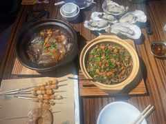 -蚝堡海鲜·威海菜·海肠捞饭·烧烤·亚洲吃蚝公司(幸福门店)