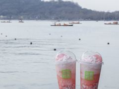-奈雪的茶(湖滨银泰in77C区PRO店)