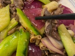 时蔬炒鹅杂-鹅掂·大岭山烧鹅